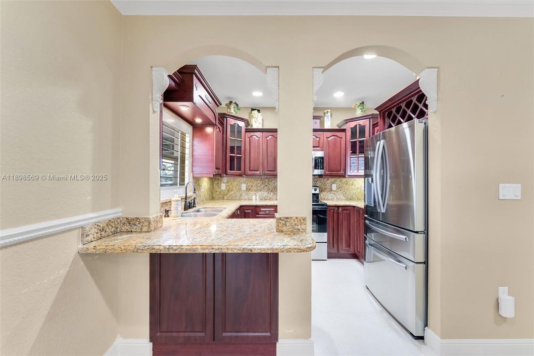 For Sale: $689,000 (4 beds, 2 baths, 1840 Square Feet)