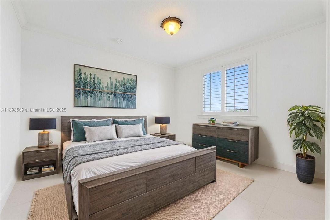 For Sale: $689,000 (4 beds, 2 baths, 1840 Square Feet)