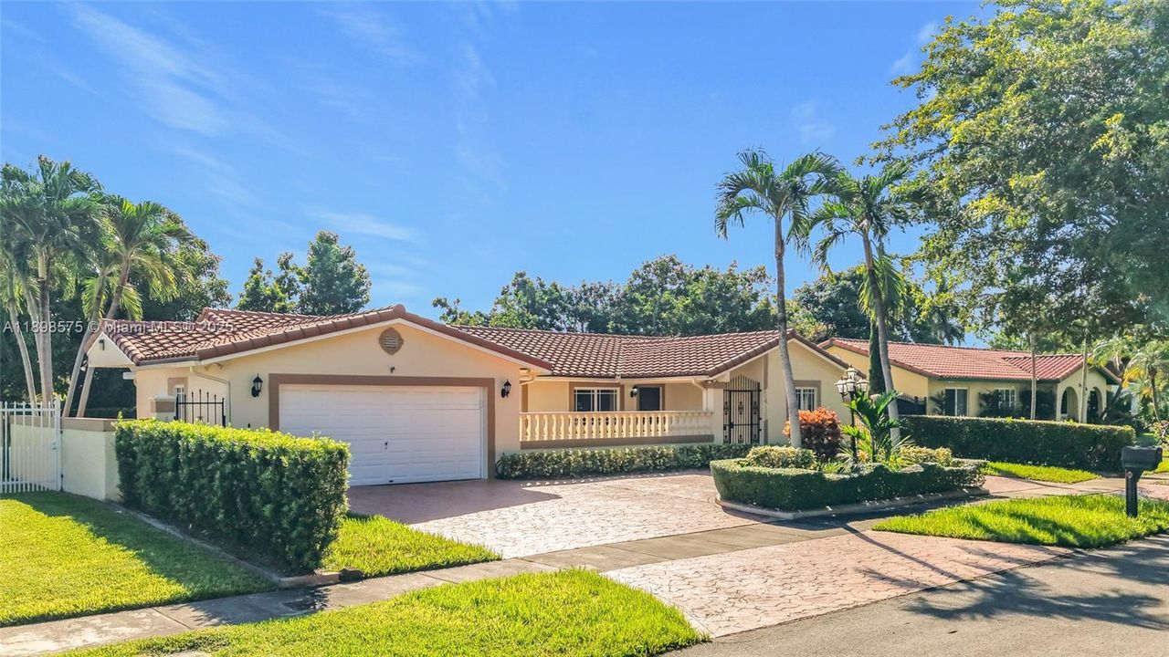 Front Yard with Ample Parking Space