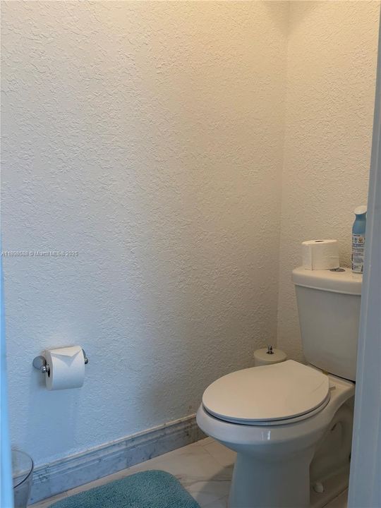 待售: $950,000 (5 贝兹, 3 浴室, 2894 平方英尺)