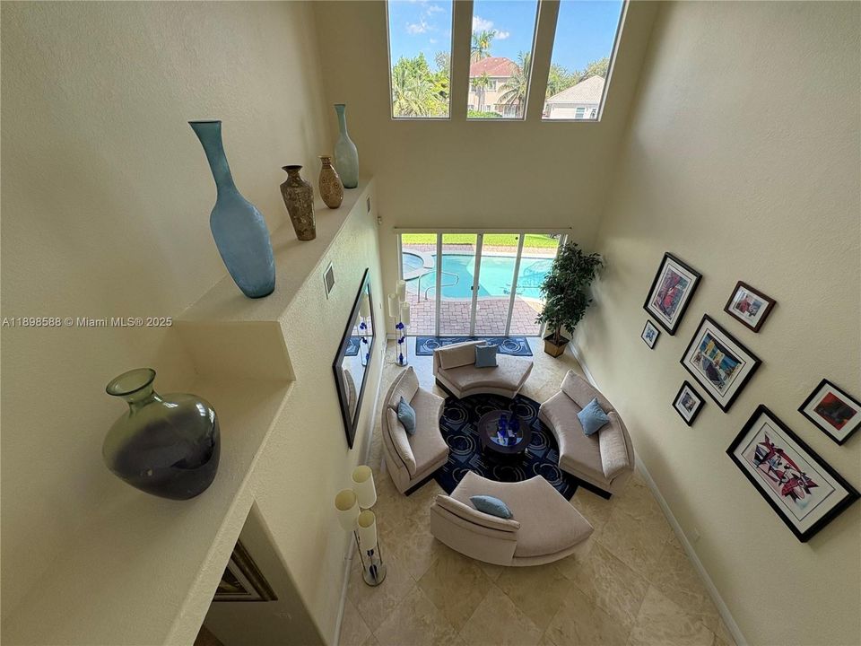 待售: $950,000 (5 贝兹, 3 浴室, 2894 平方英尺)