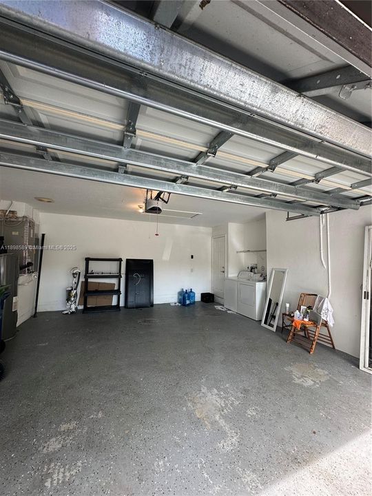 En Venta: $640,000 (3 camas, 2 baños, 1356 Pies cuadrados)