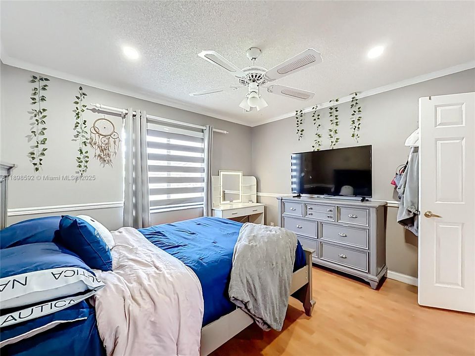 В аренду: $4,250 (3 спален, 2 ванн, 2004 Квадратных фут)