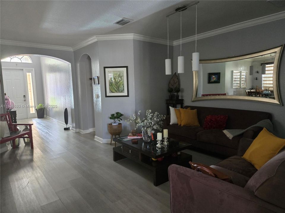 For Sale: $930,000 (4 beds, 3 baths, 2144 Square Feet)