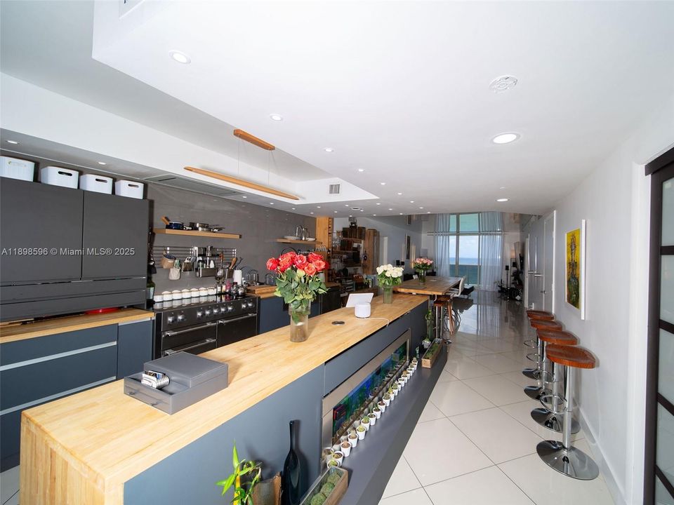 На продажу: $1,675,000 (3 спален, 3 ванн, 1841 Квадратных фут)