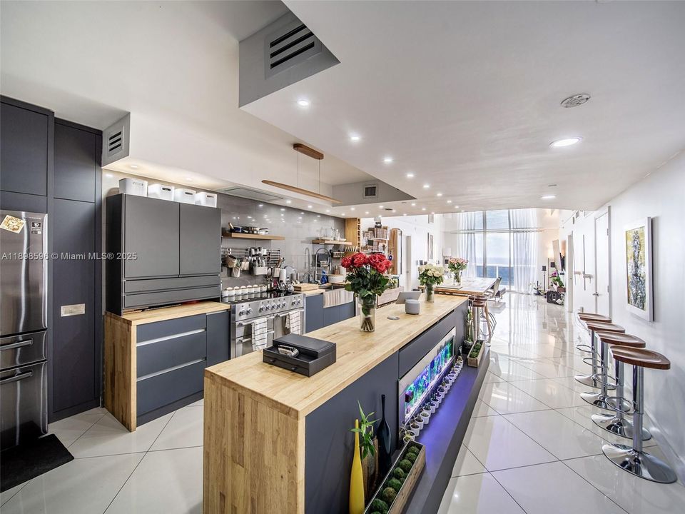 На продажу: $1,675,000 (3 спален, 3 ванн, 1841 Квадратных фут)