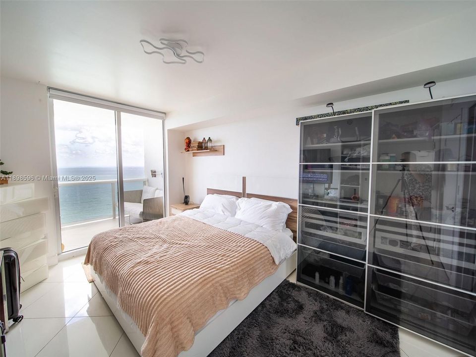 На продажу: $1,675,000 (3 спален, 3 ванн, 1841 Квадратных фут)