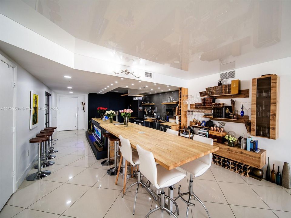 На продажу: $1,675,000 (3 спален, 3 ванн, 1841 Квадратных фут)