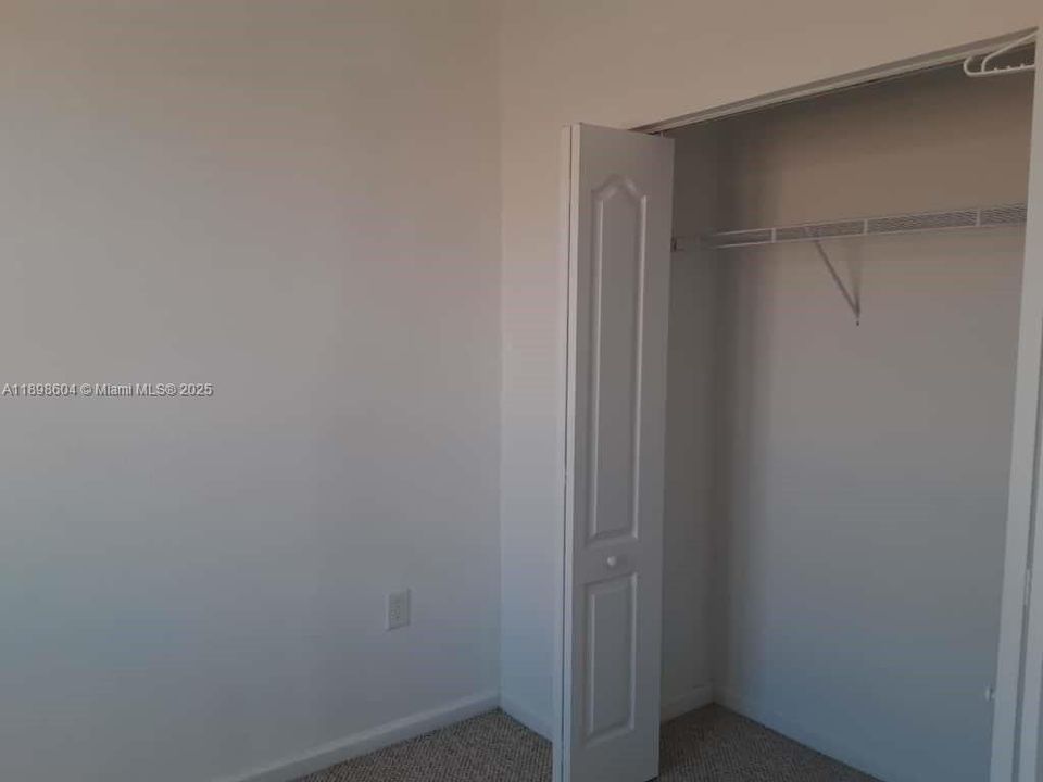 待售: $579,500 (5 贝兹, 3 浴室, 2070 平方英尺)