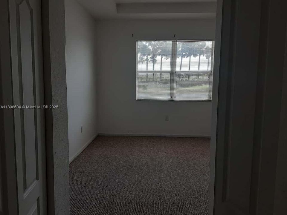 待售: $579,500 (5 贝兹, 3 浴室, 2070 平方英尺)