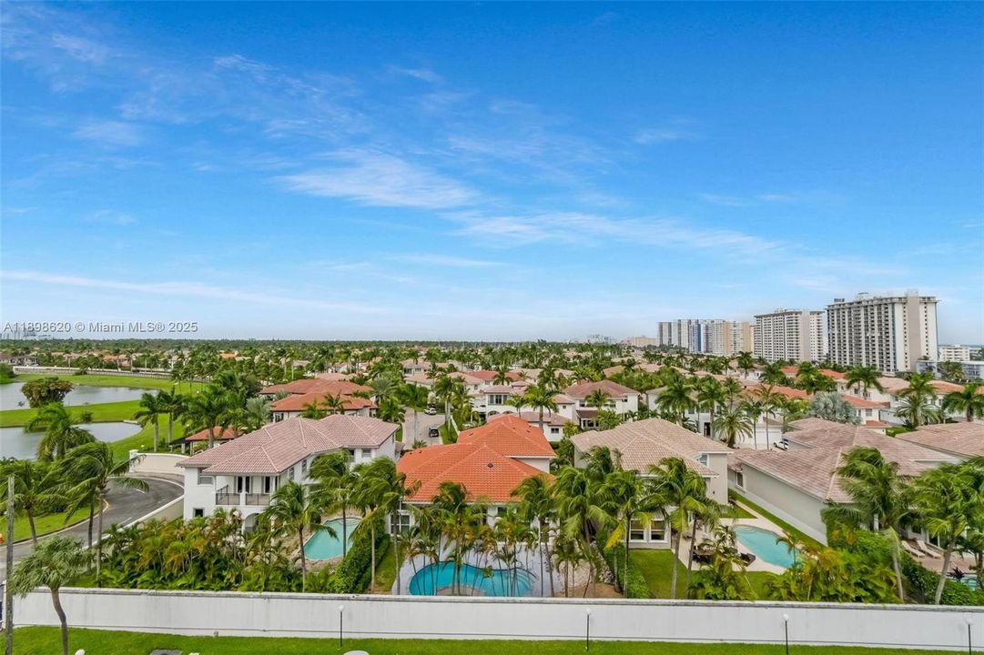 For Sale: $435,000 (2 beds, 2 baths, 1430 Square Feet)