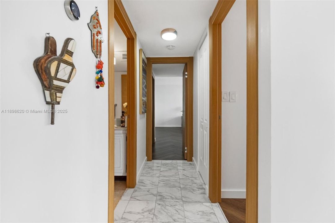 For Sale: $435,000 (2 beds, 2 baths, 1430 Square Feet)