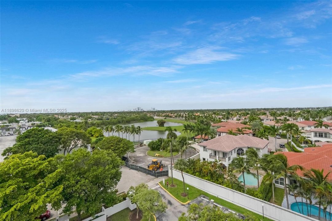 For Sale: $435,000 (2 beds, 2 baths, 1430 Square Feet)