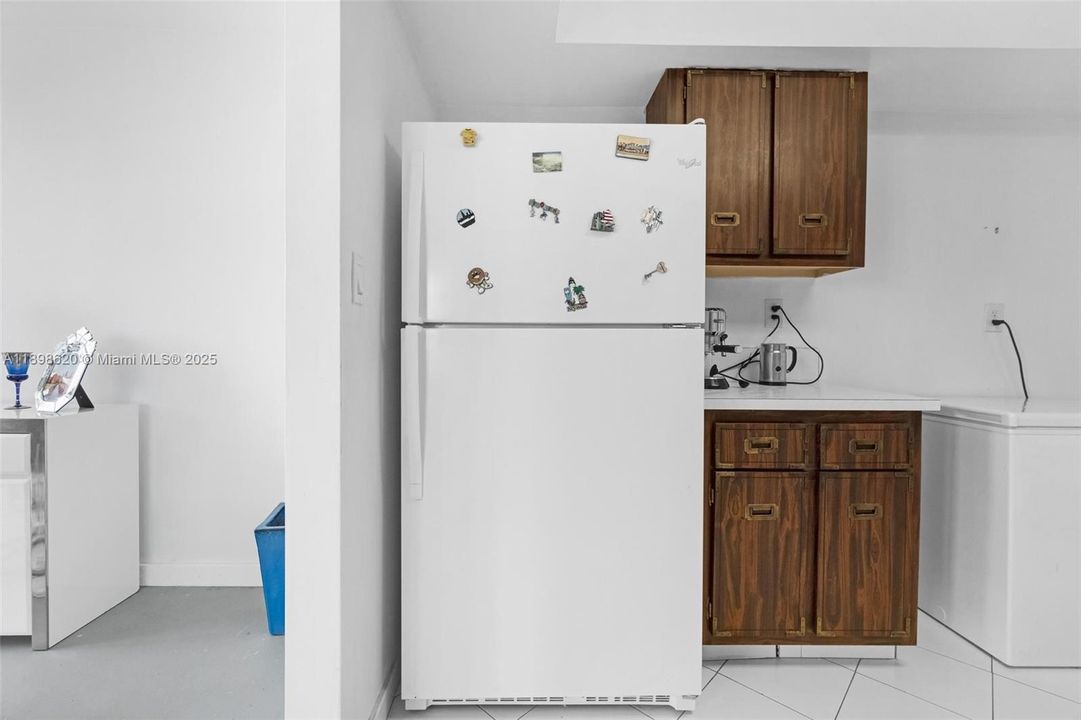 For Sale: $435,000 (2 beds, 2 baths, 1430 Square Feet)