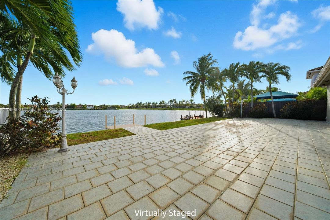 Active With Contract: $799,000 (3 beds, 2 baths, 1759 Square Feet)