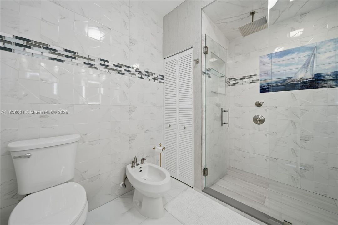 Active With Contract: $799,000 (3 beds, 2 baths, 1759 Square Feet)