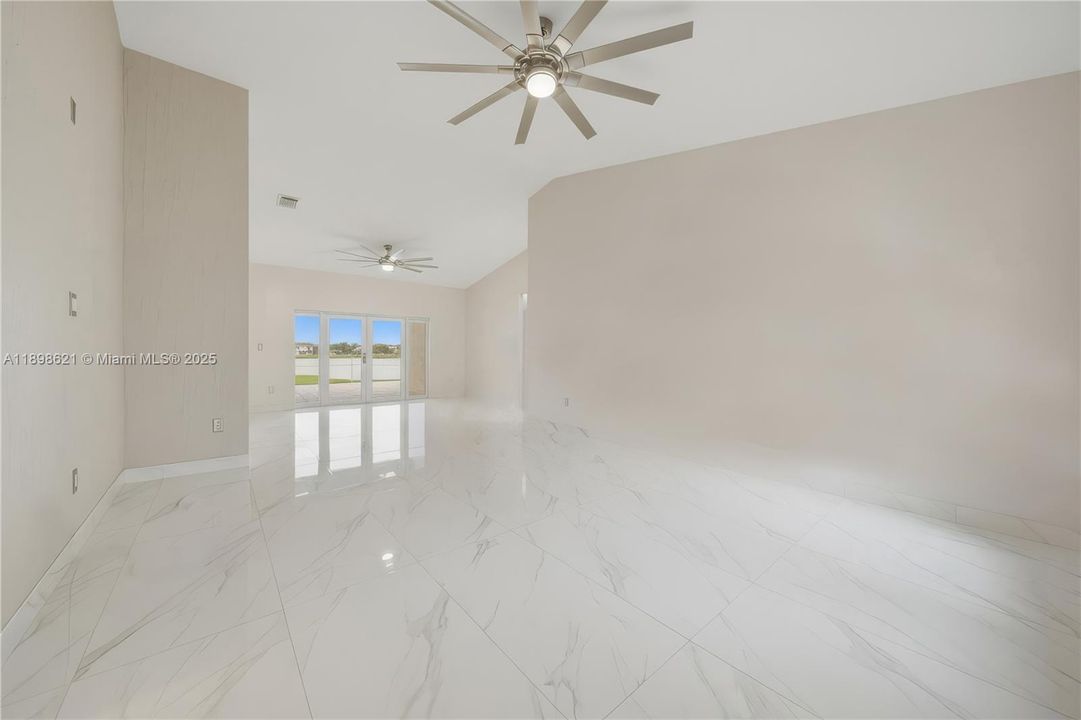 Active With Contract: $799,000 (3 beds, 2 baths, 1759 Square Feet)