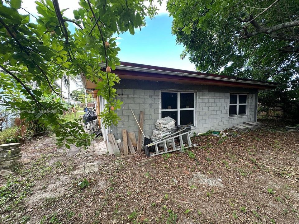 Недавно продано: $375,000 (3 спален, 2 ванн, 1803 Квадратных фут)