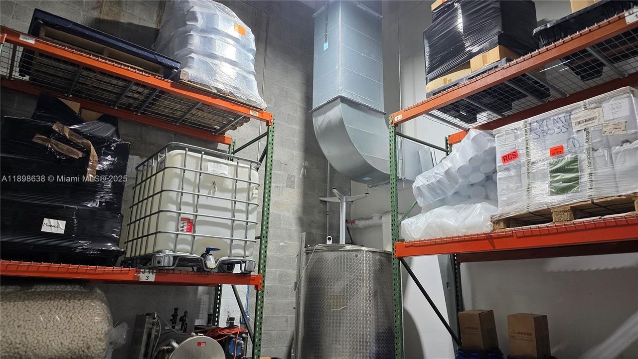 出租: $19,850 (0 贝兹, 0 浴室, 0 平方英尺)