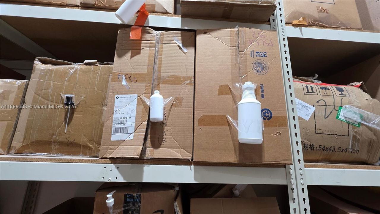 出租: $19,850 (0 贝兹, 0 浴室, 0 平方英尺)