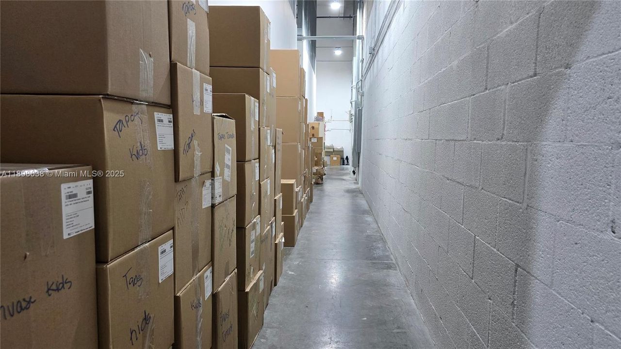 出租: $19,850 (0 贝兹, 0 浴室, 0 平方英尺)