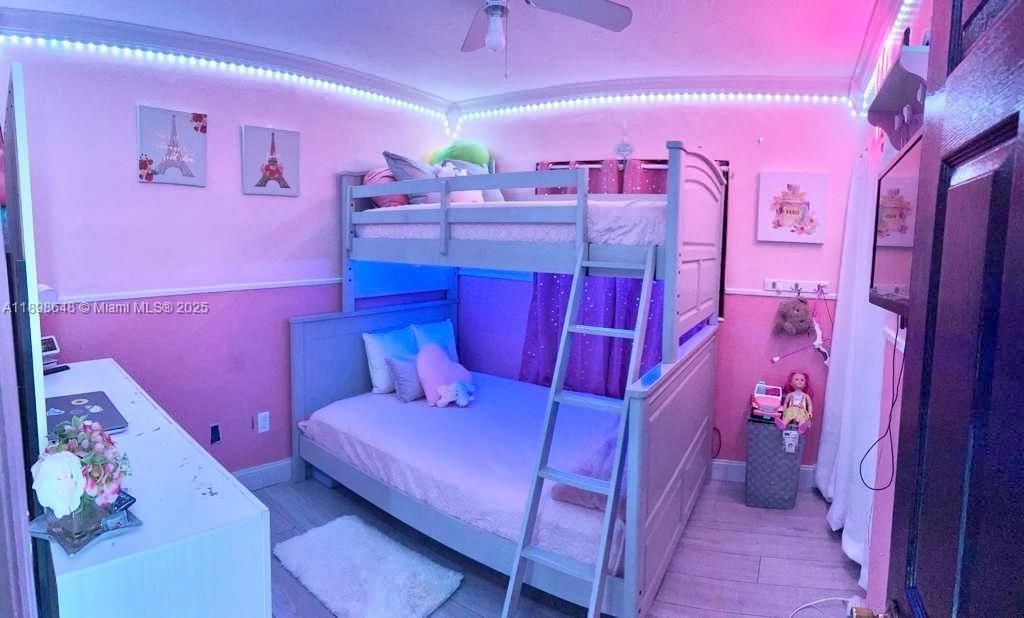 For Sale: $565,000 (3 beds, 1 baths, 1058 Square Feet)