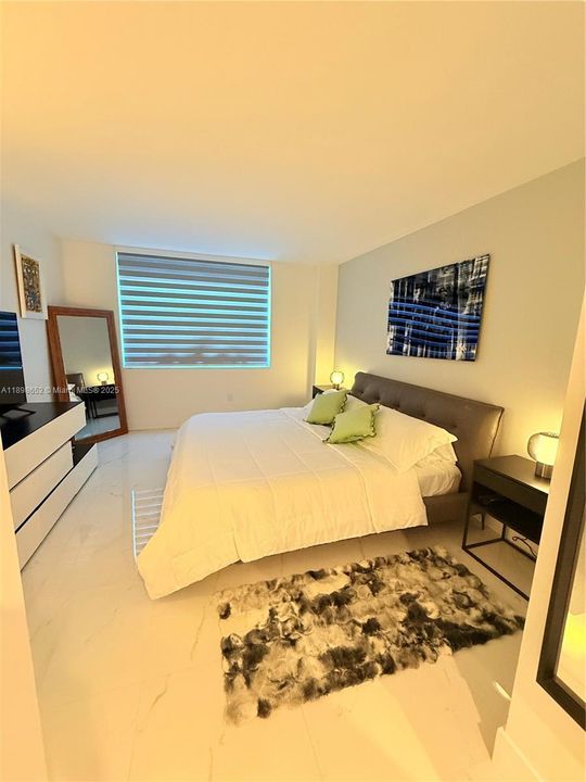 На продажу: $1,250,000 (2 спален, 2 ванн, 1080 Квадратных фут)