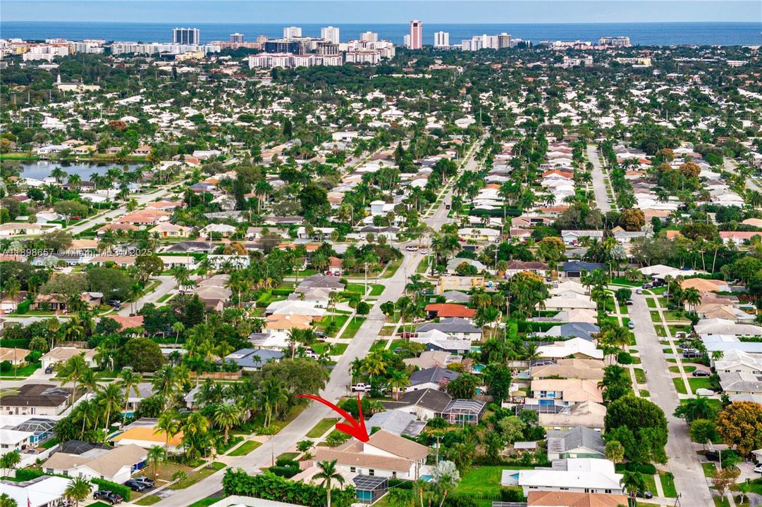 Недавно продано: $1,895,000 (4 спален, 3 ванн, 2771 Квадратных фут)