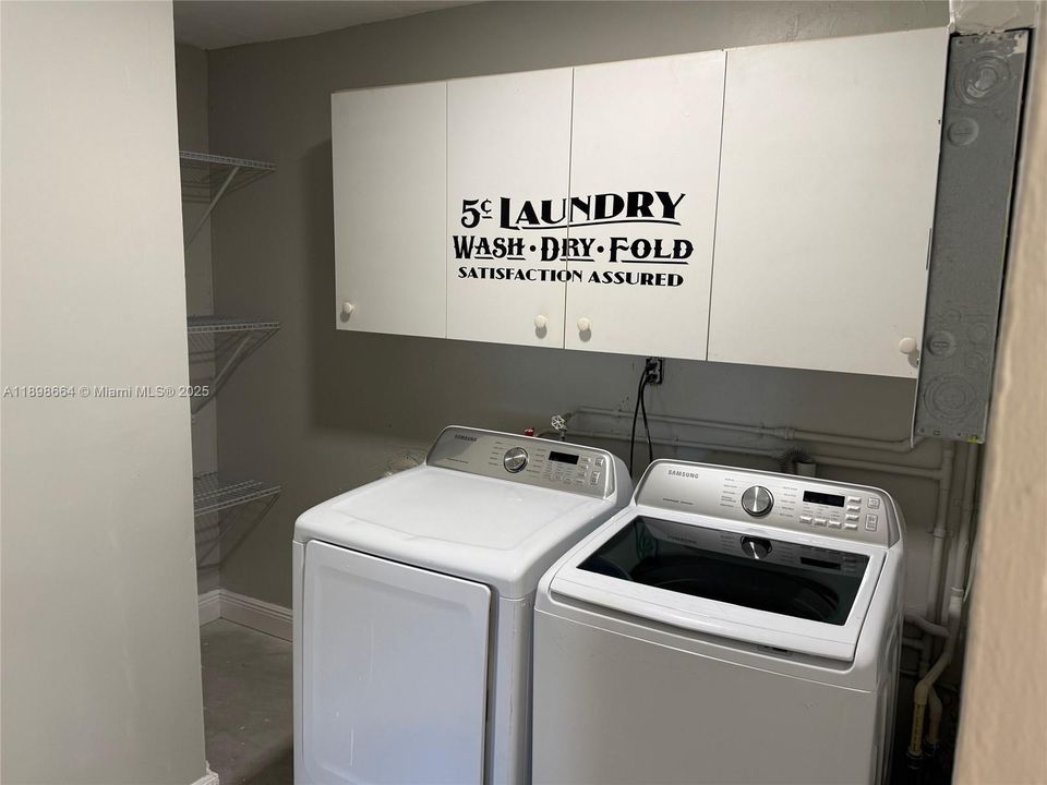 Recently Rented: $3,700 (4 beds, 2 baths, 1366 Square Feet)