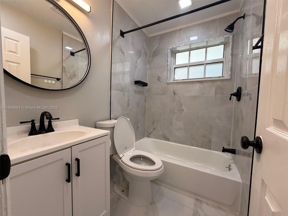 Recently Rented: $3,700 (4 beds, 2 baths, 1366 Square Feet)