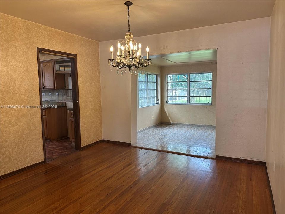 Active With Contract: $769,000 (3 beds, 2 baths, 1648 Square Feet)