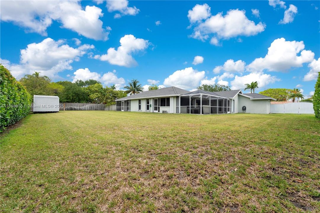 En Renta: $5,003 (4 camas, 2 baños, 2960 Pies cuadrados)