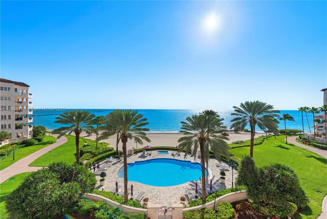 For Sale: $8,985,000 (3 beds, 3 baths, 2861 Square Feet)