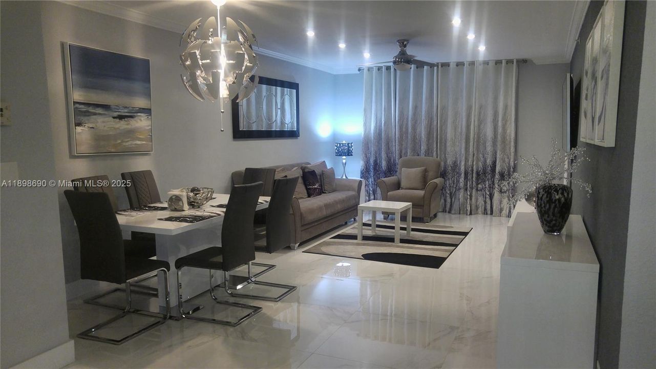 For Rent: $3,300 (2 beds, 1 baths, 793 Square Feet)