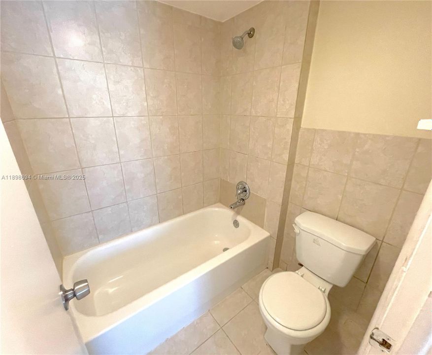 En Venta: $209,995 (2 camas, 2 baños, 912 Pies cuadrados)