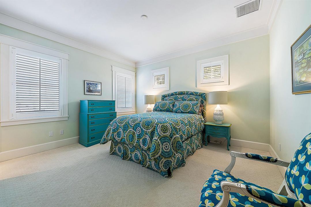 18706 SE St Augustine Way (52)