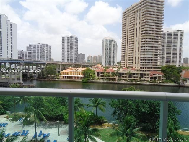 合同活跃: $2,170 (1 贝兹, 1 浴室, 1000 平方英尺)