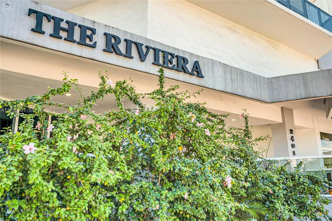 For Sale: $520,000 (1 beds, 2 baths, 1121 Square Feet)