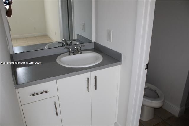 合同活跃: $1,650 (2 贝兹, 1 浴室, 903 平方英尺)