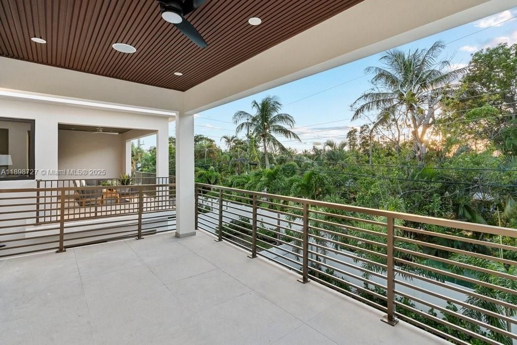 最近租的: $7,850 (3 贝兹, 3 浴室, 2316 平方英尺)