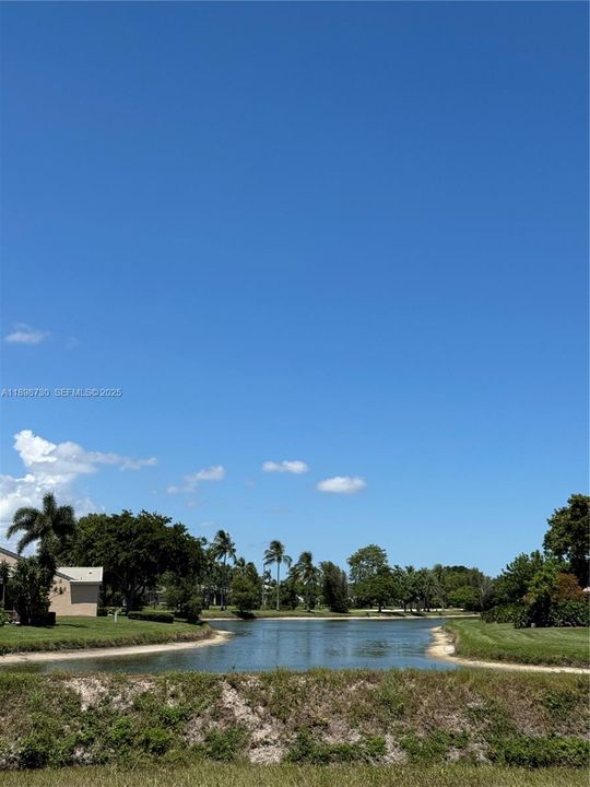 На продажу: $565,000 (3 спален, 2 ванн, 1984 Квадратных фут)