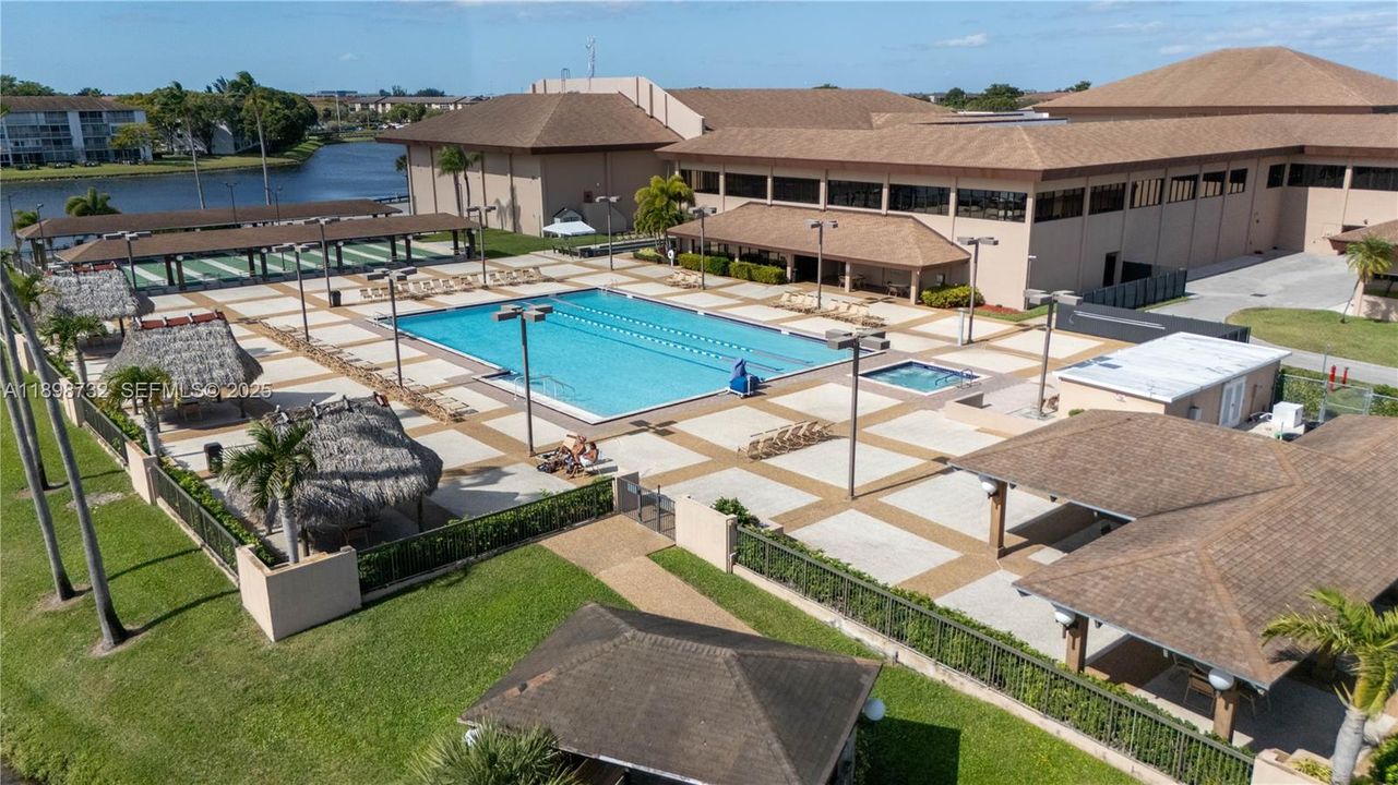 For Rent: $2,450 (2 beds, 2 baths, 1507 Square Feet)