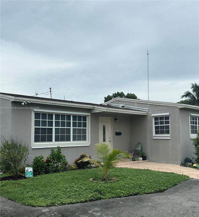 For Rent: $1,250 (1 beds, 1 baths, 0 Square Feet)