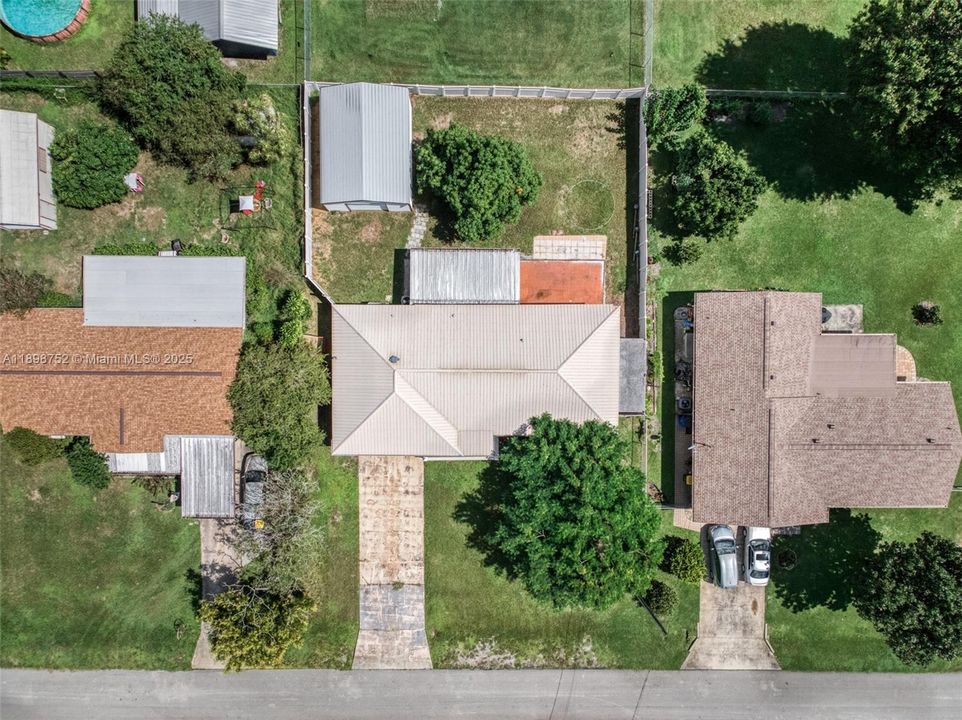 合同活跃: $249,900 (3 贝兹, 2 浴室, 0 平方英尺)