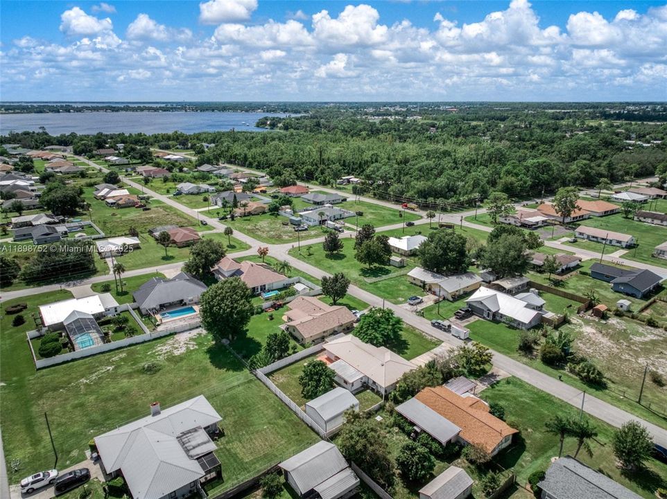 合同活跃: $249,900 (3 贝兹, 2 浴室, 0 平方英尺)