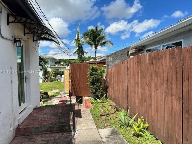 For Rent: $1,475 (1 beds, 1 baths, 450 Square Feet)