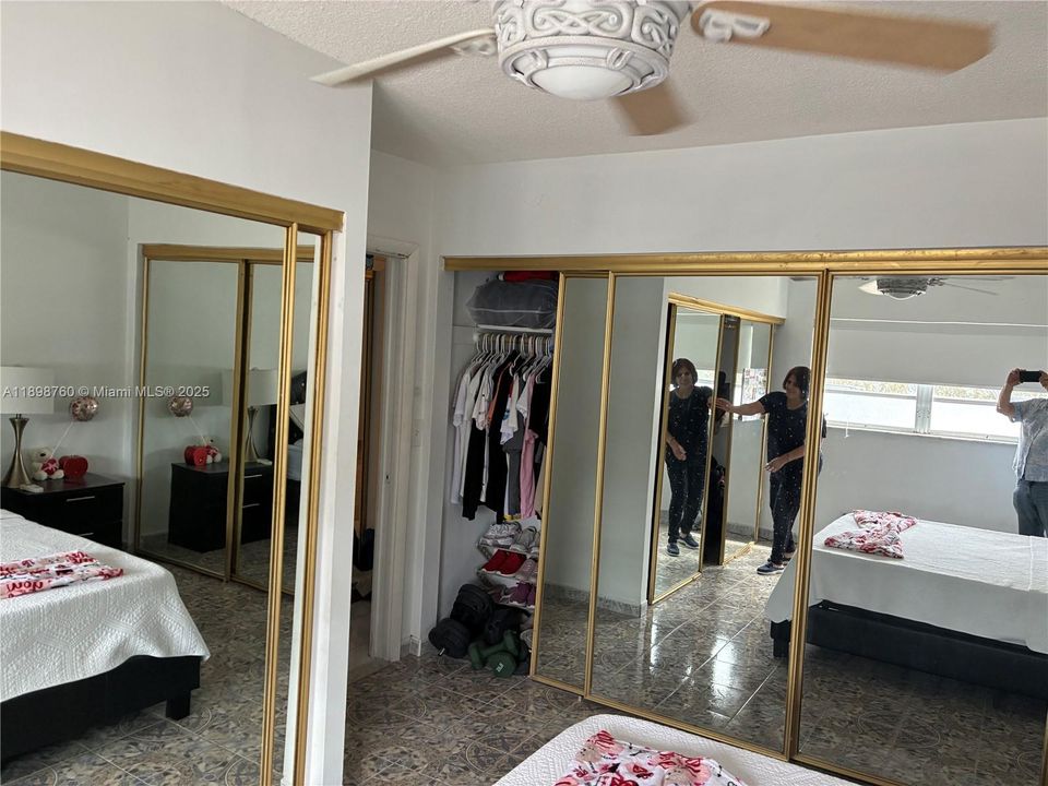 For Rent: $1,550 (1 beds, 1 baths, 650 Square Feet)