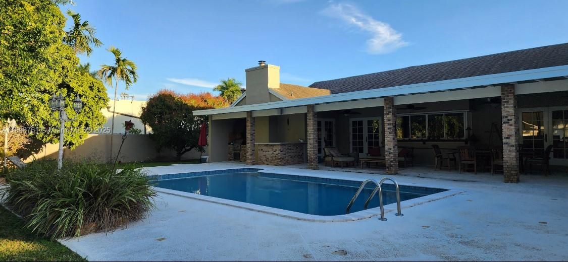 Active With Contract: $1,525,000 (5 beds, 3 baths, 3646 Square Feet)