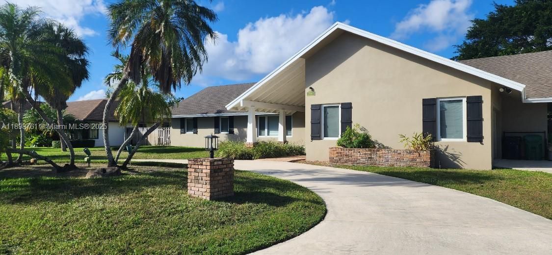 Active With Contract: $1,525,000 (5 beds, 3 baths, 3646 Square Feet)