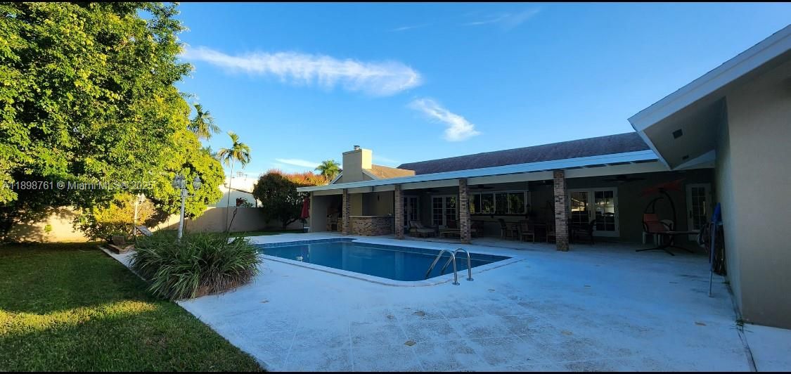 Active With Contract: $1,525,000 (5 beds, 3 baths, 3646 Square Feet)